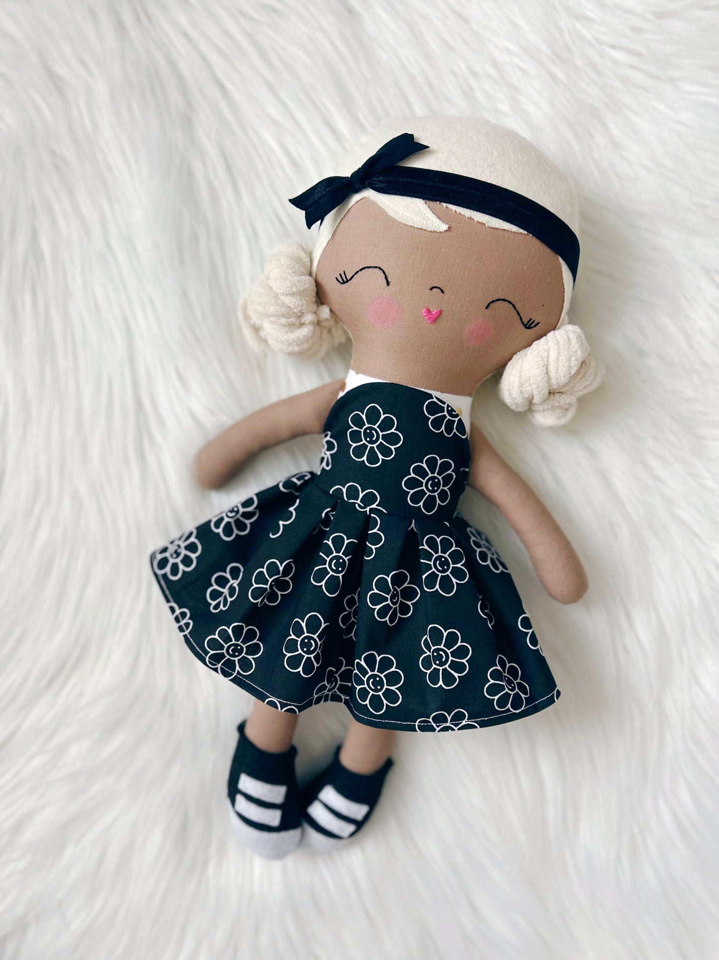 Crissy - Peluche à habiller prête à être expédiée