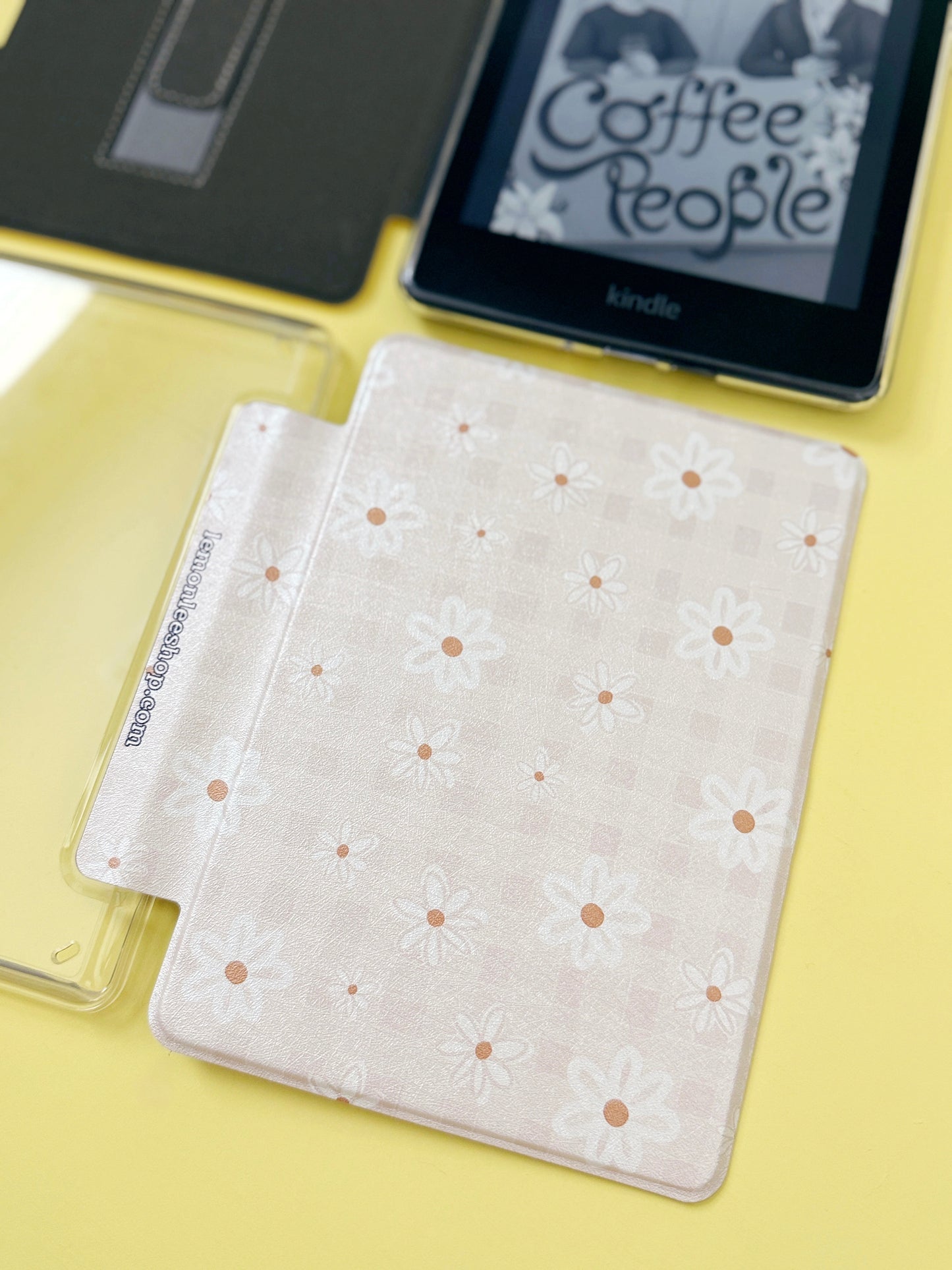 The Best of Both Kindle Case Cover with Clear Back and Cover Strap - Daisy Ridge - 11th + 12th Gen Paperwhite and Kindle Basic