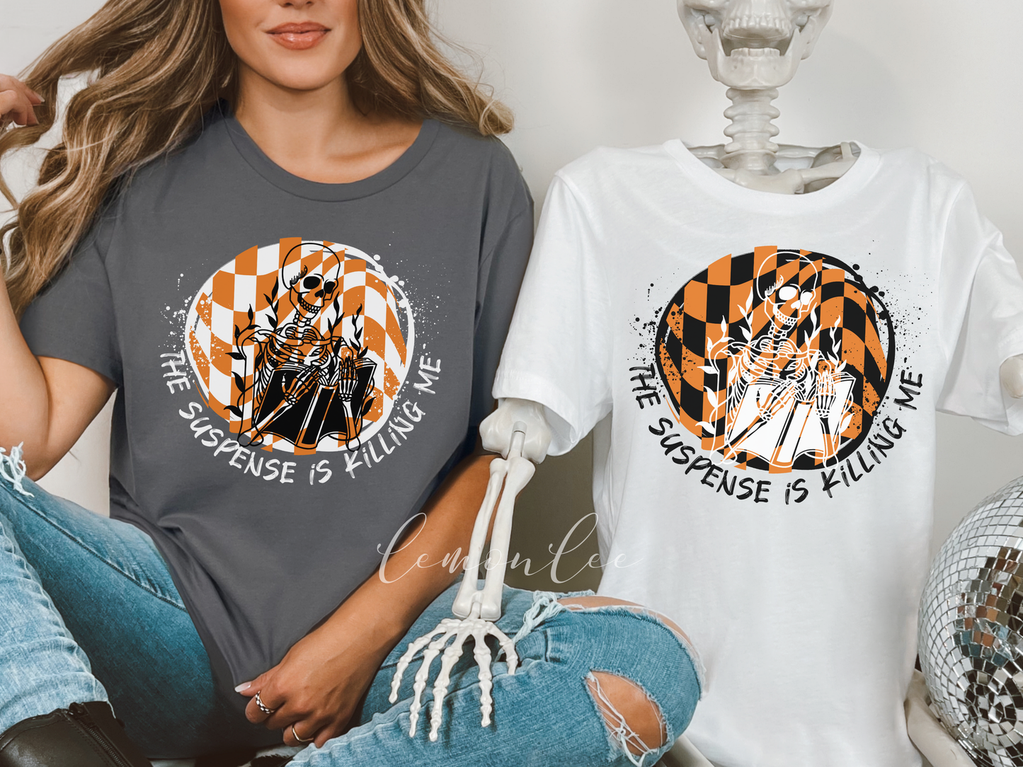 T-shirt à col ras du cou Suspense - Chemises de couleur foncée