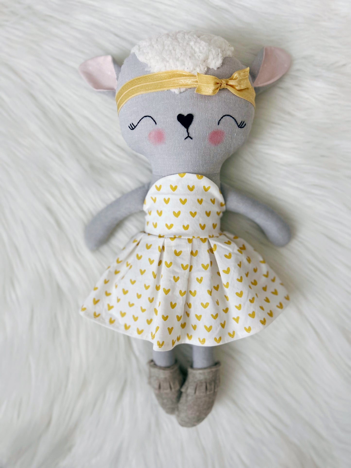 Lettie the Grey Lamb
