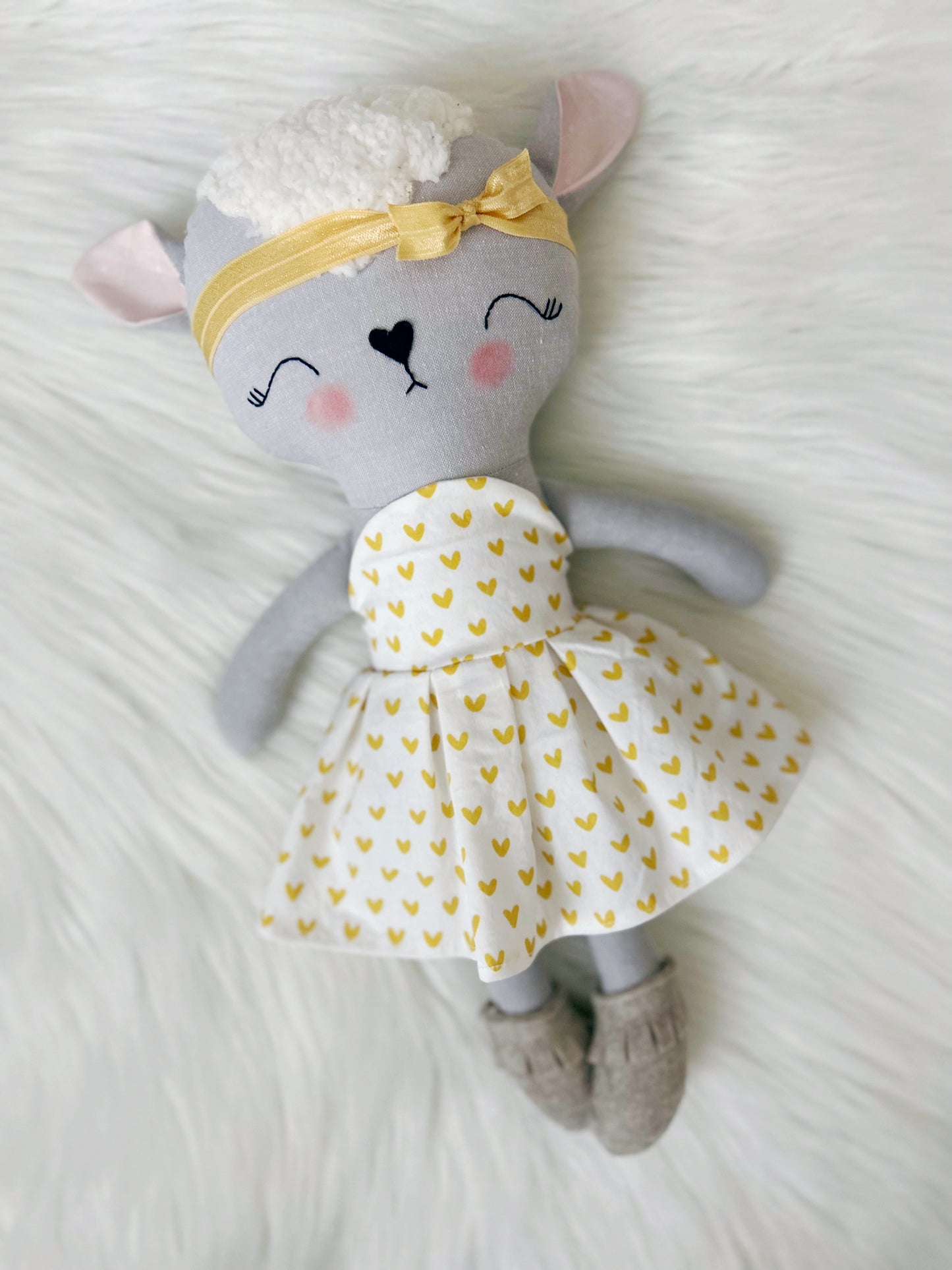 Lettie the Grey Lamb