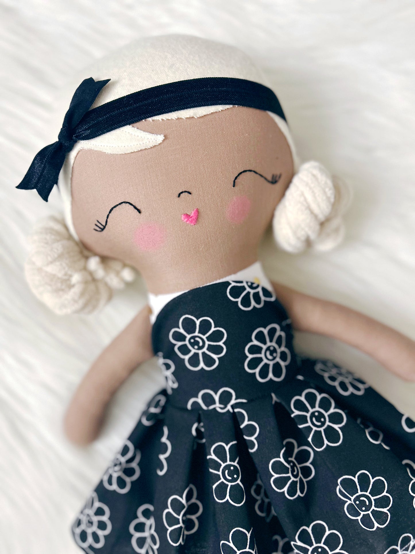 Crissy - Peluche à habiller prête à être expédiée