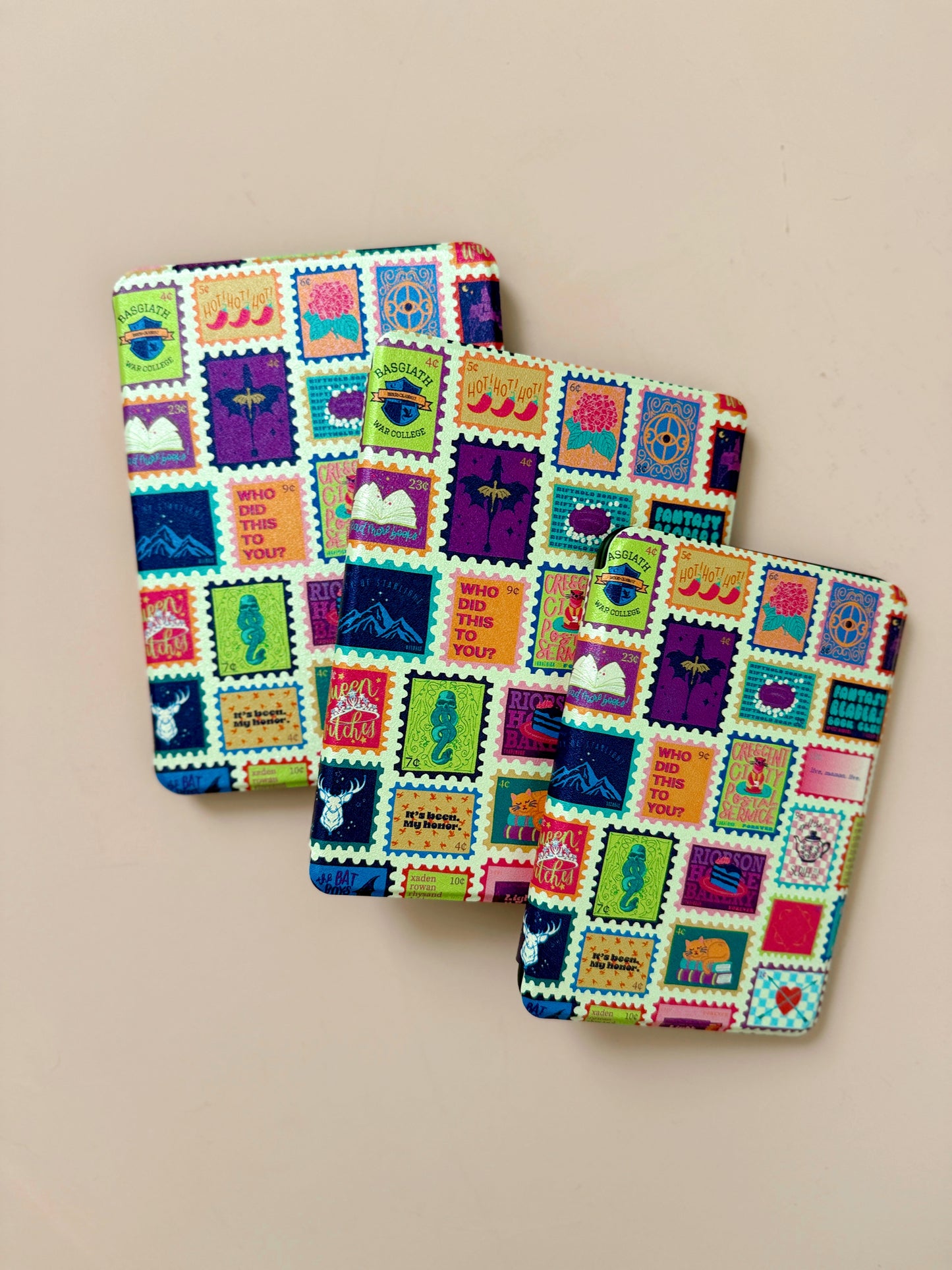 Étui pour Kindle Paperwhite 6,8" ou Kindle Basic 6" - Smiles and Bolts