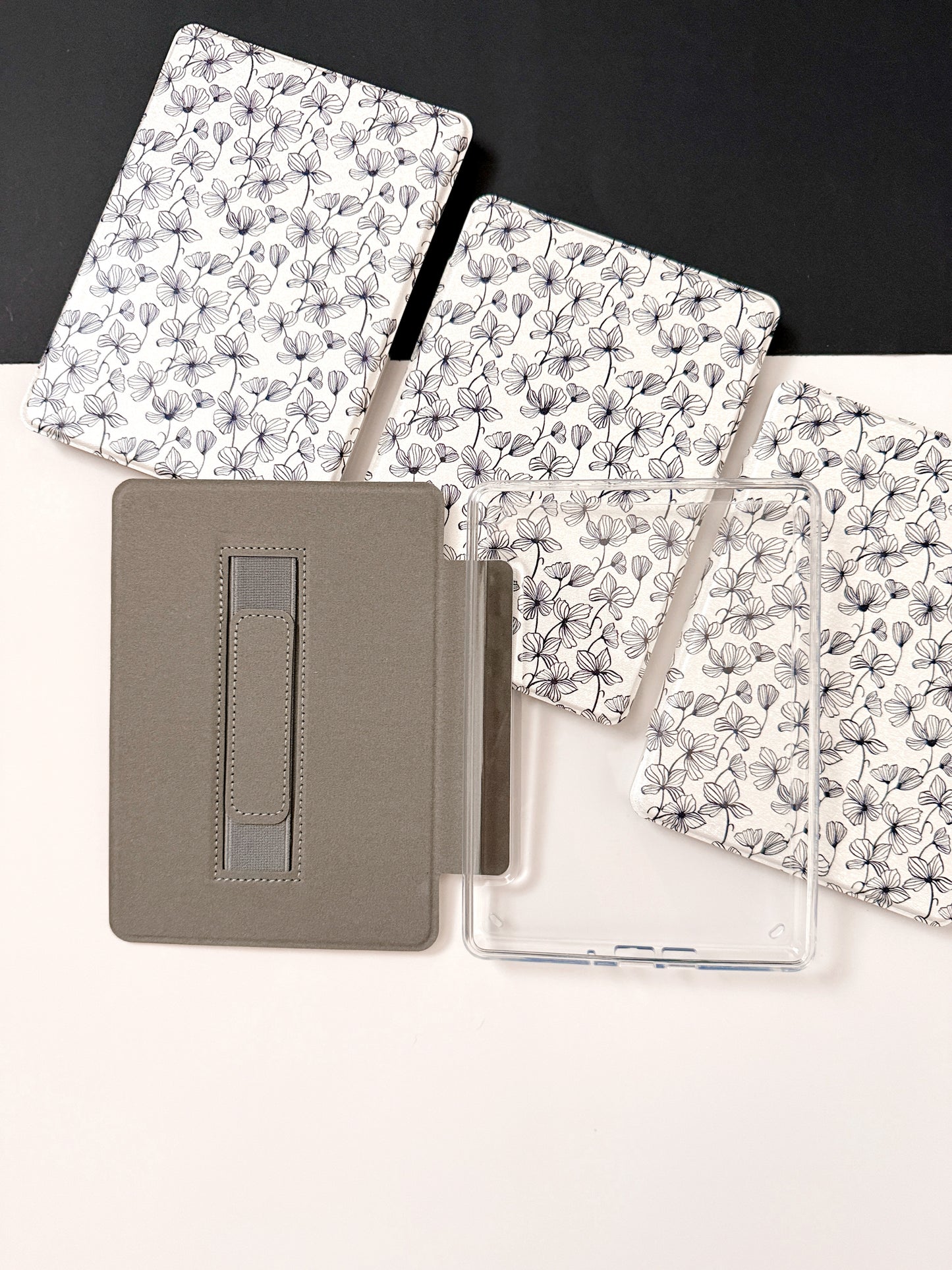 Étui Kindle The Best of Both avec dos transparent et sangle de protection - Classic Checkers - Kindle 6,8" Paperwhite